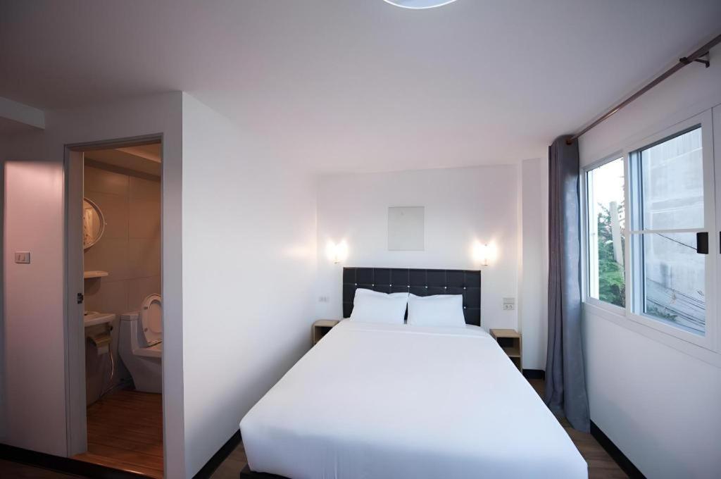 Hoppers Place Donmuang Hostel Бангкок Экстерьер фото
